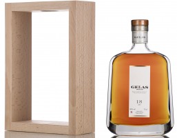 Арманьяк Maison Gelas Bas Armagnac 18 ans декантер в деревянном футляре